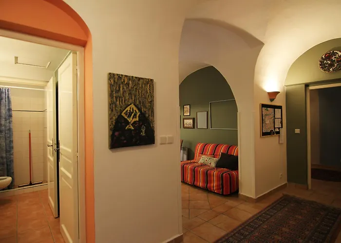 1 Bed Flat - Sleeps 3 - Pets - Wifi * 布拉格