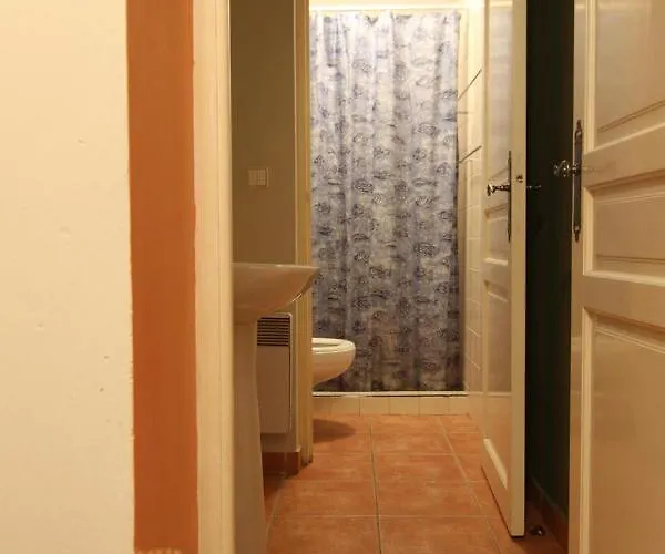 1 Bed Flat - Sleeps 3 - Pets - Wifi * Prag